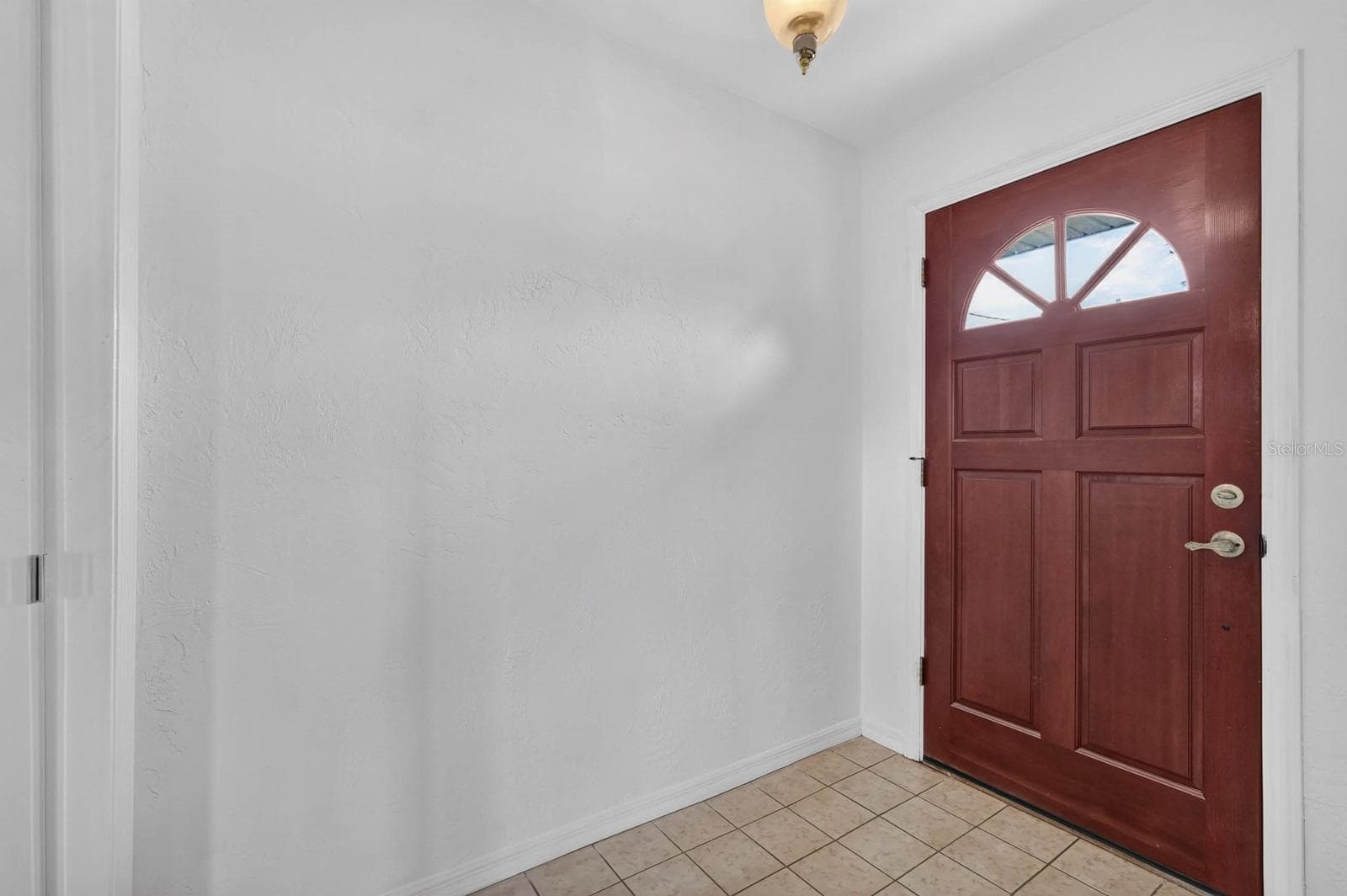 foyer - 156 BRESSLER LN, PALM COAST