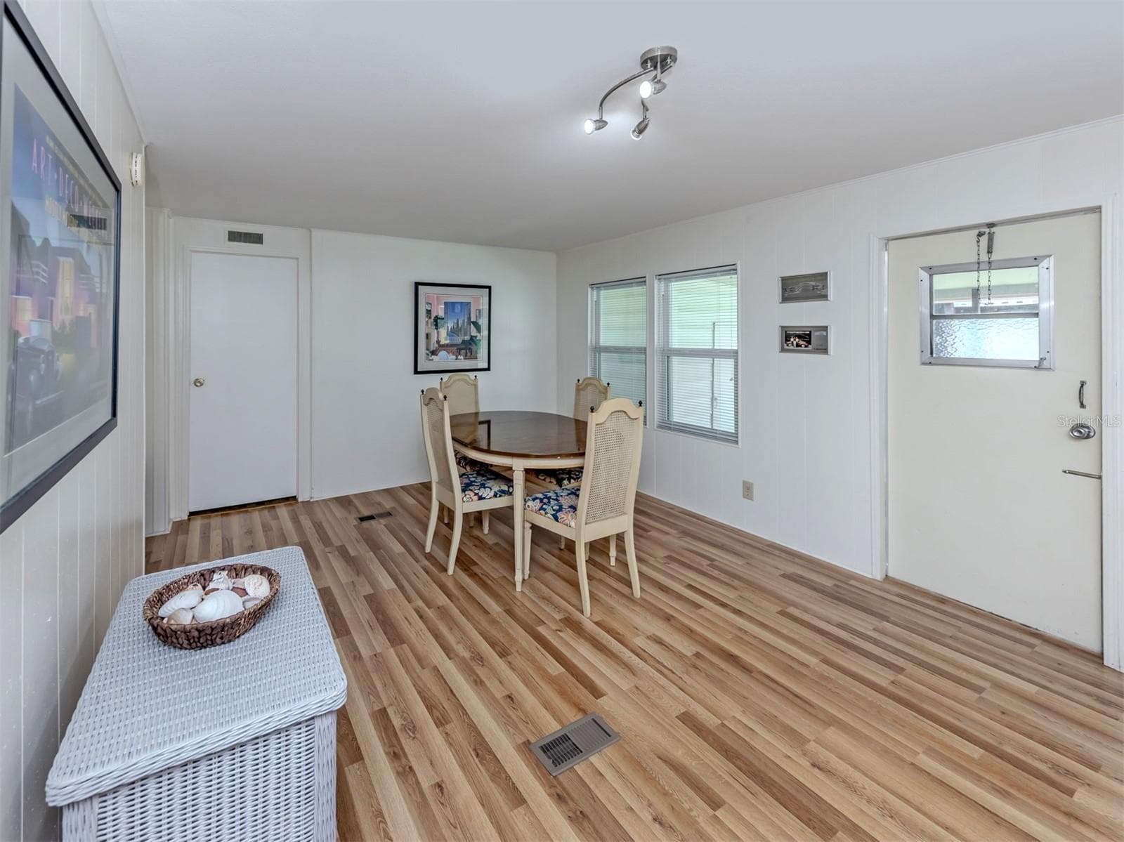 Dining Room - 192 PALM HARBOR DR, NORTH PORT