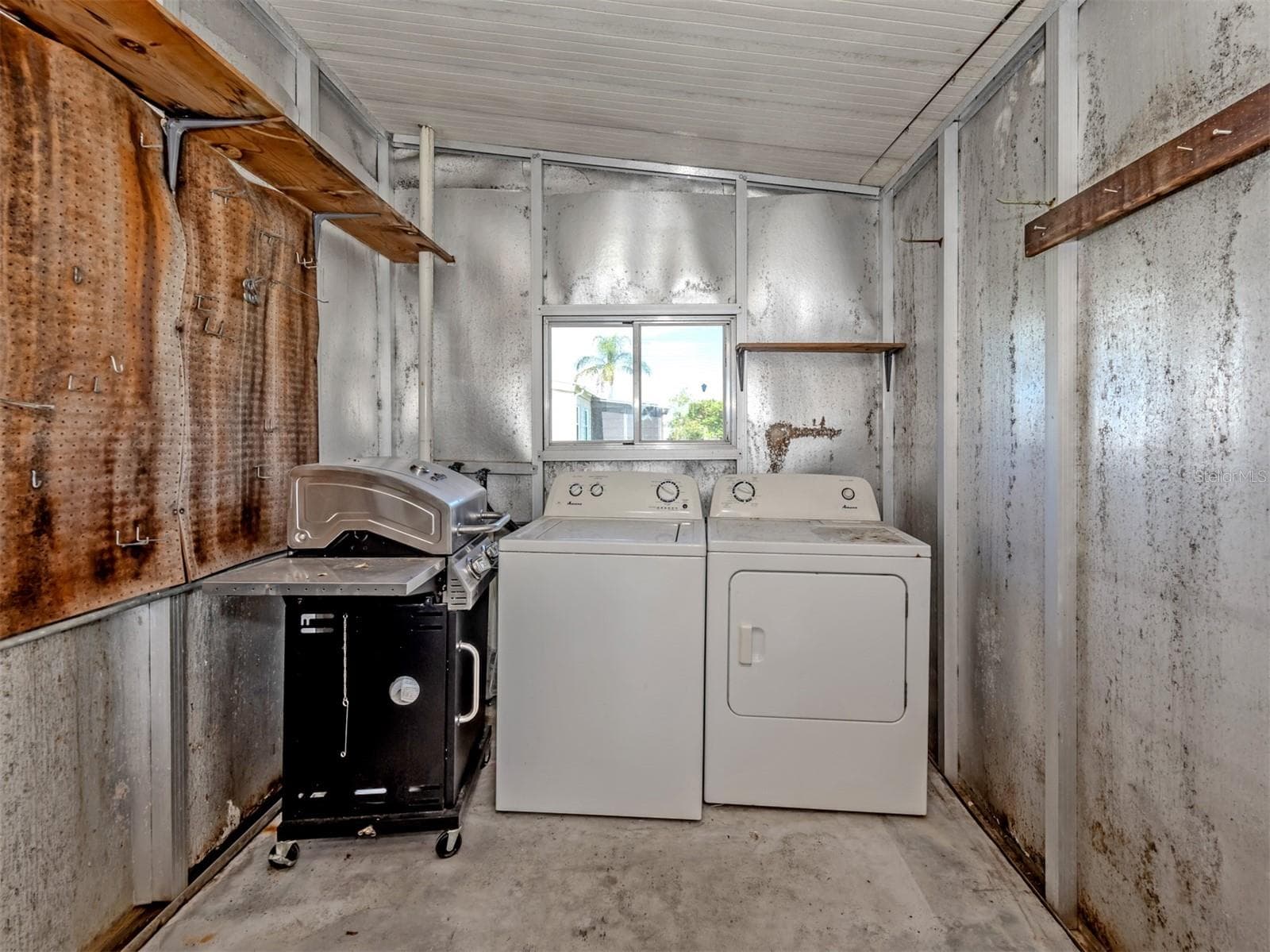 Laundry - 192 PALM HARBOR DR, NORTH PORT