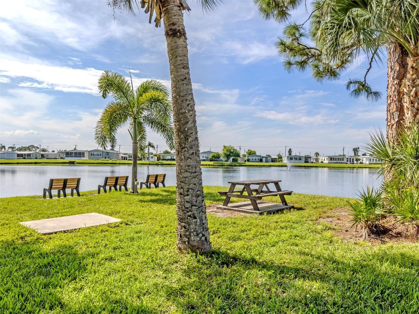 Community - 192 PALM HARBOR DR, NORTH PORT