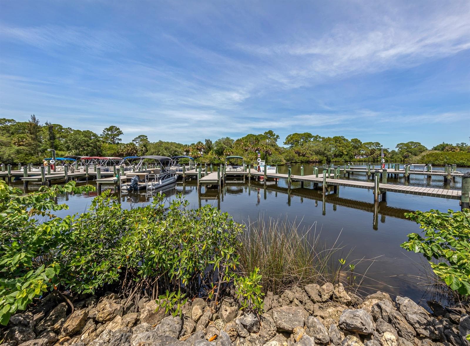 Manufactured Home at 192 PALM HARBOR DR, NORTH PORT, photo 45 of 68