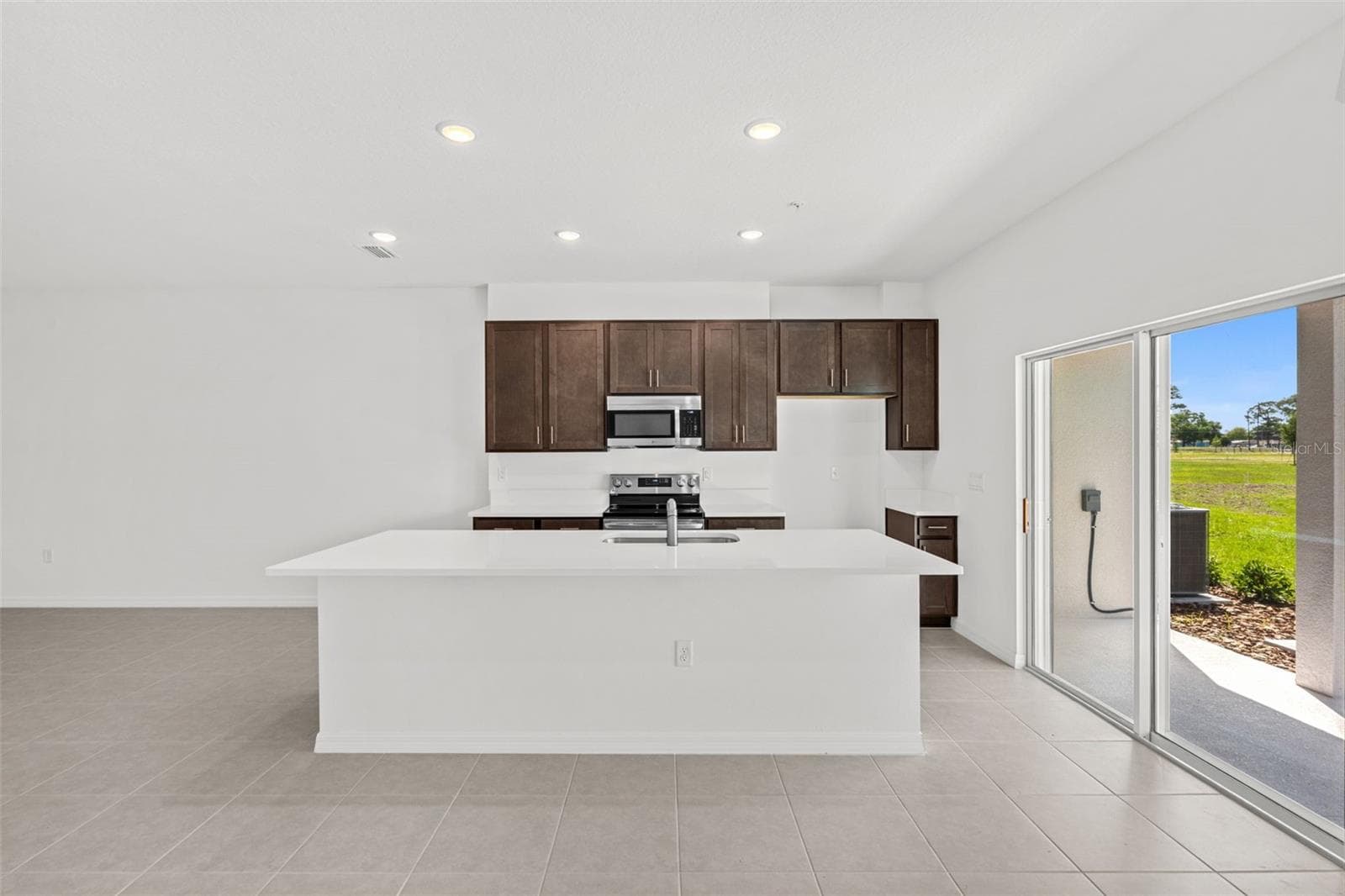 Townhouse at 4941 WINDING RIVER RD, ORLANDO, photo 9 of 24