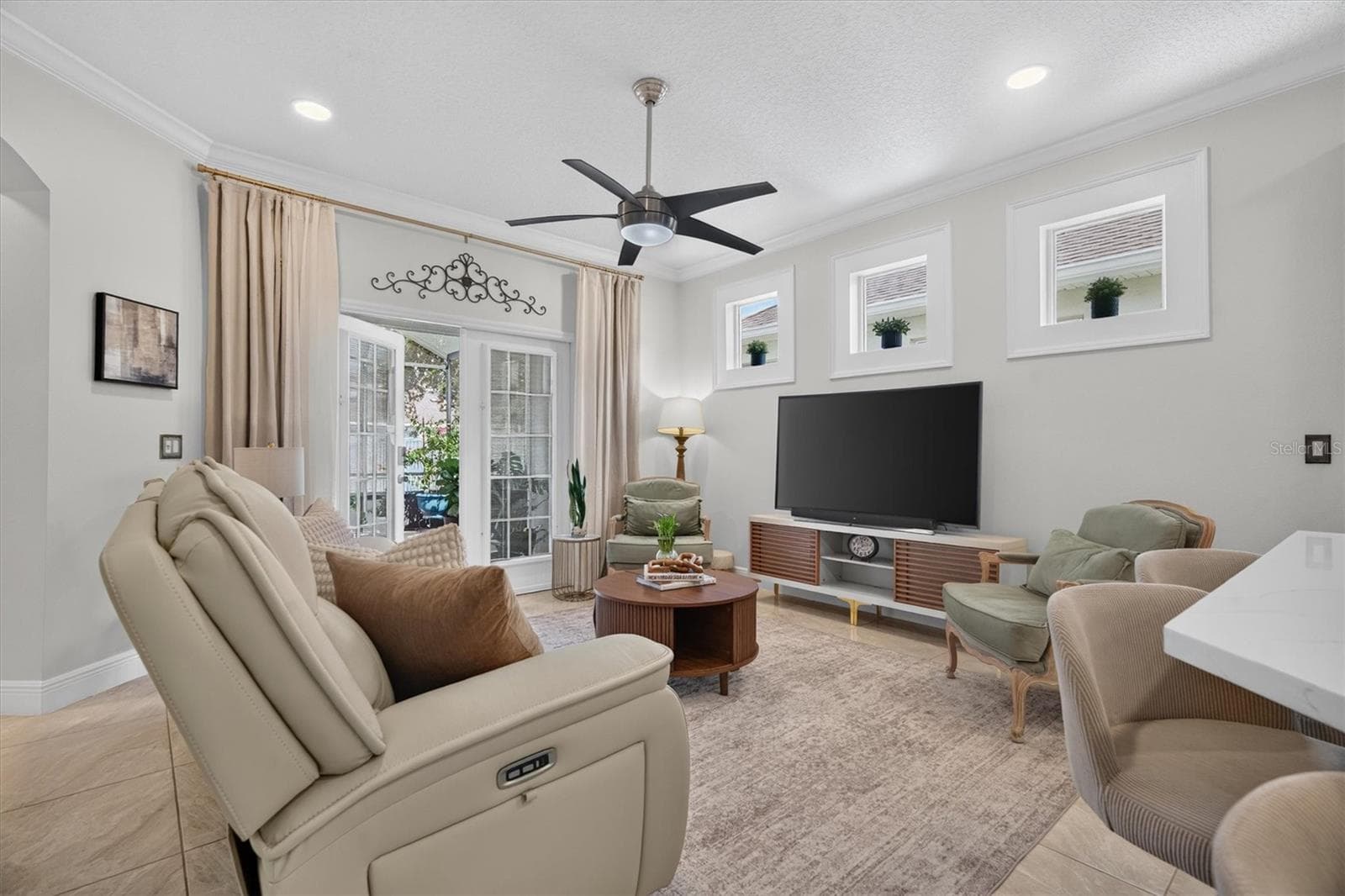 Single Family Residence at 14661 TANJA KING BLVD, ORLANDO, photo 12 of 45