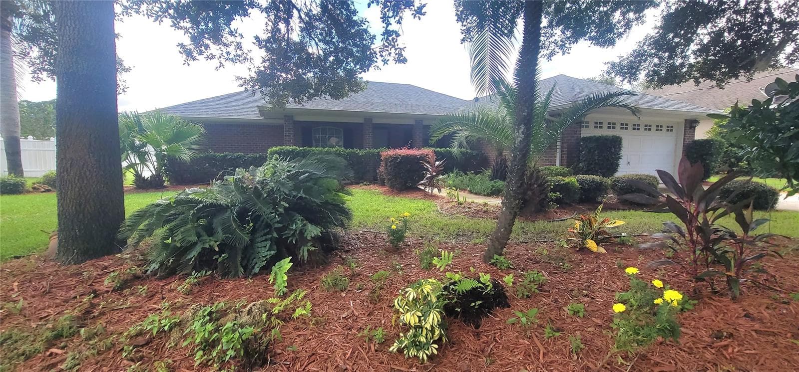 Single Family Residence at 12 EASTMOOR LN, PALM COAST, photo 4 of 42