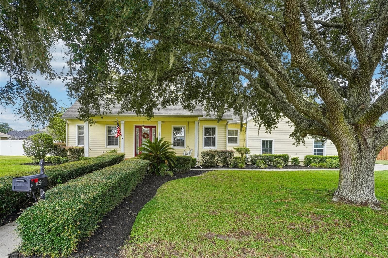 Single Family Residence at 10540 SE 42ND TER, BELLEVIEW, photo 2 of 48