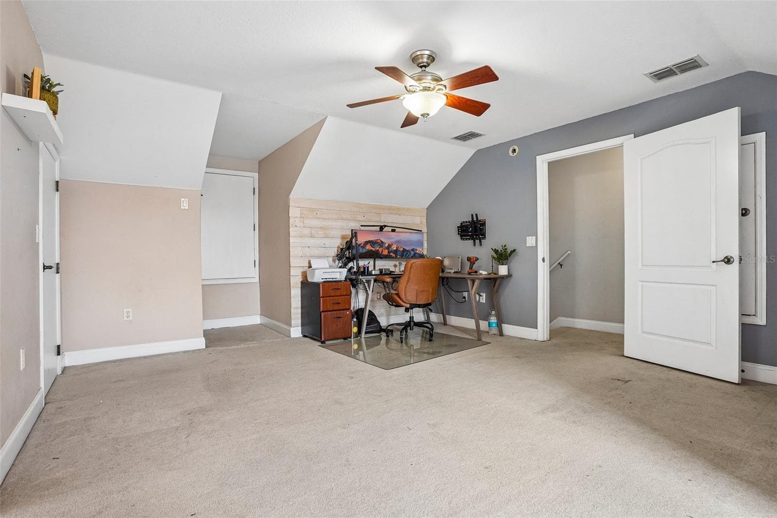 Single Family Residence at 10540 SE 42ND TER, BELLEVIEW, photo 37 of 48