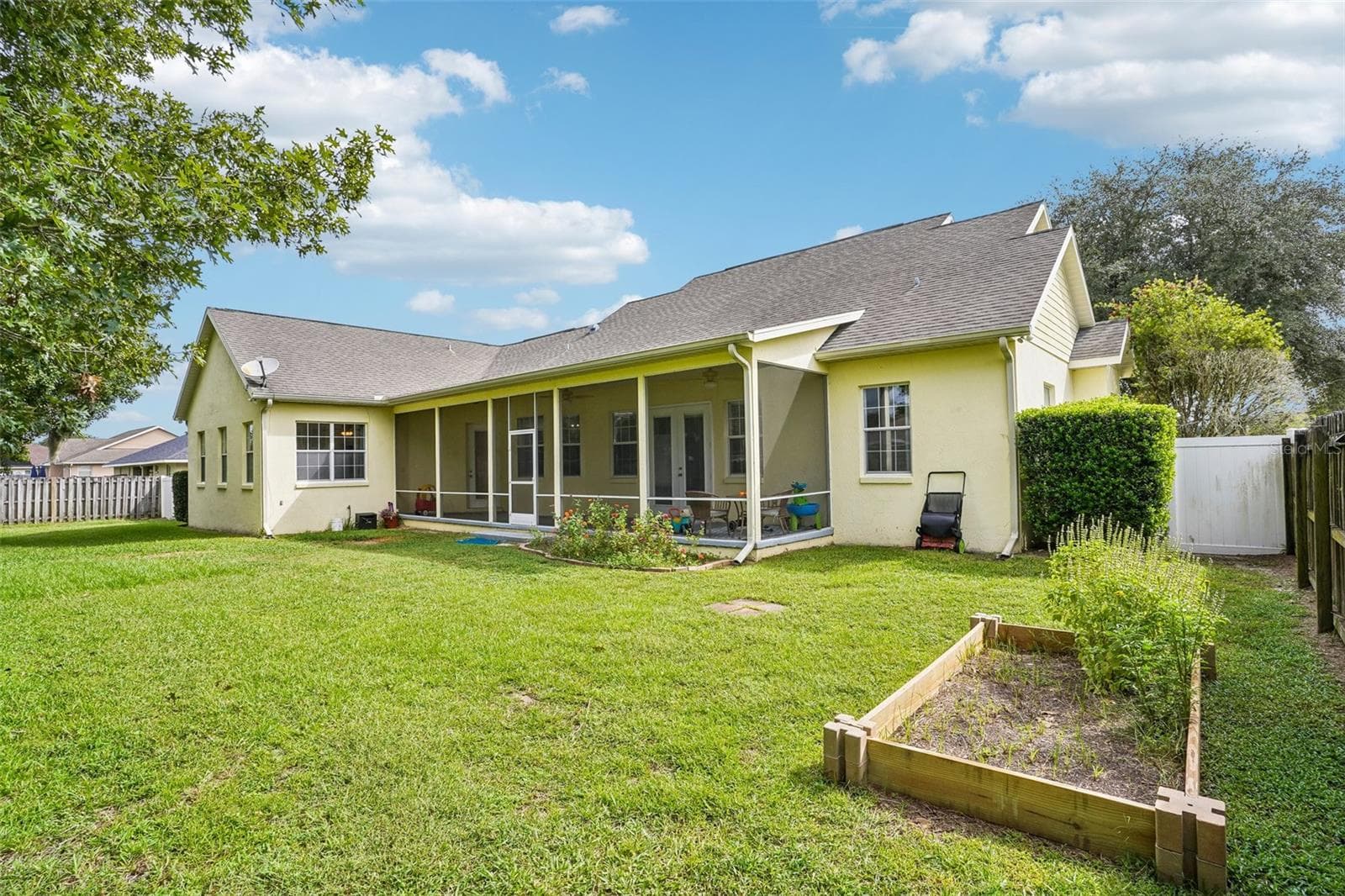 Single Family Residence at 10540 SE 42ND TER, BELLEVIEW, photo 44 of 48