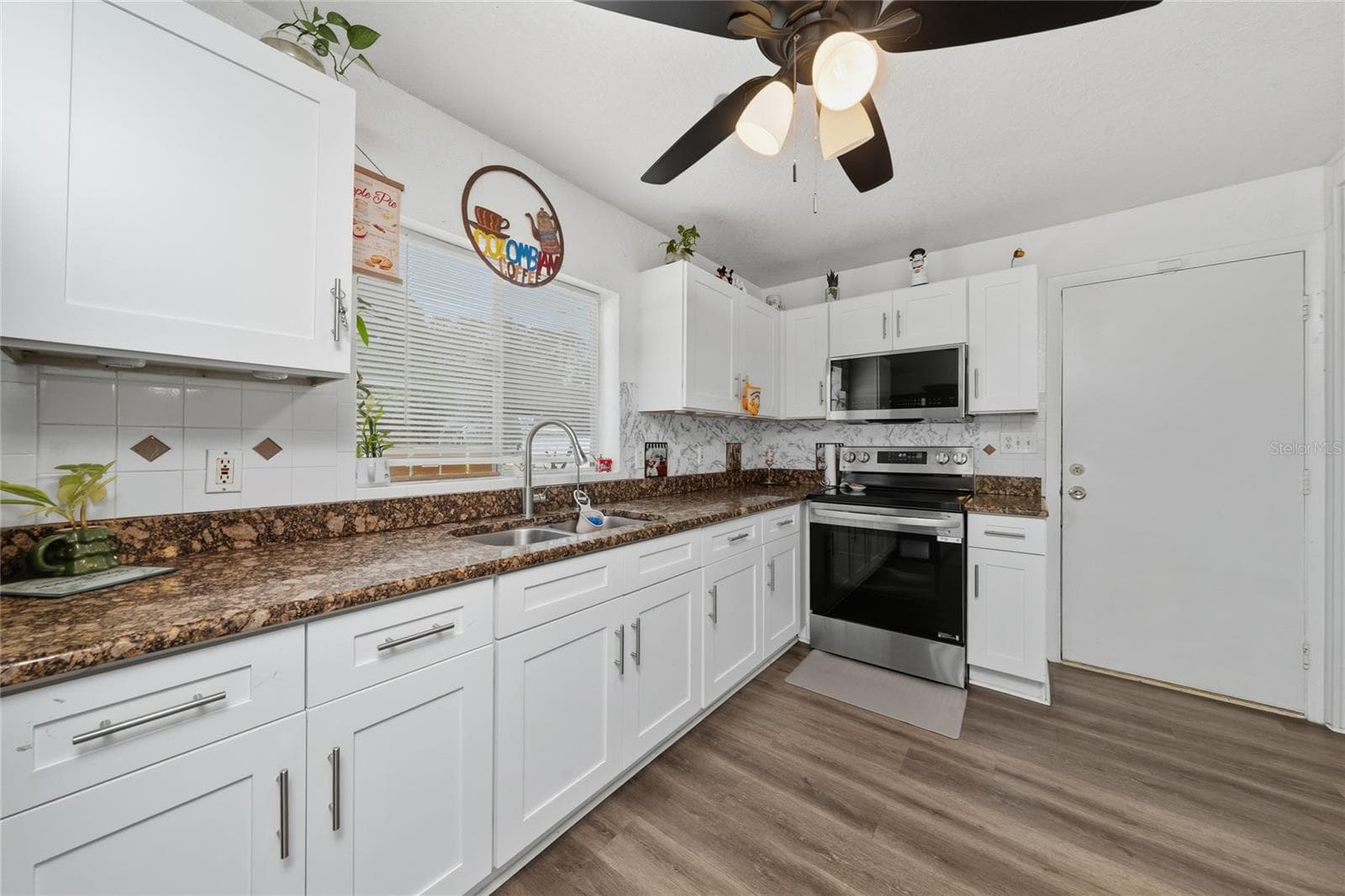 Single Family Residence at 3144 STELLA MARIA PL, ORLANDO, photo 11 of 30