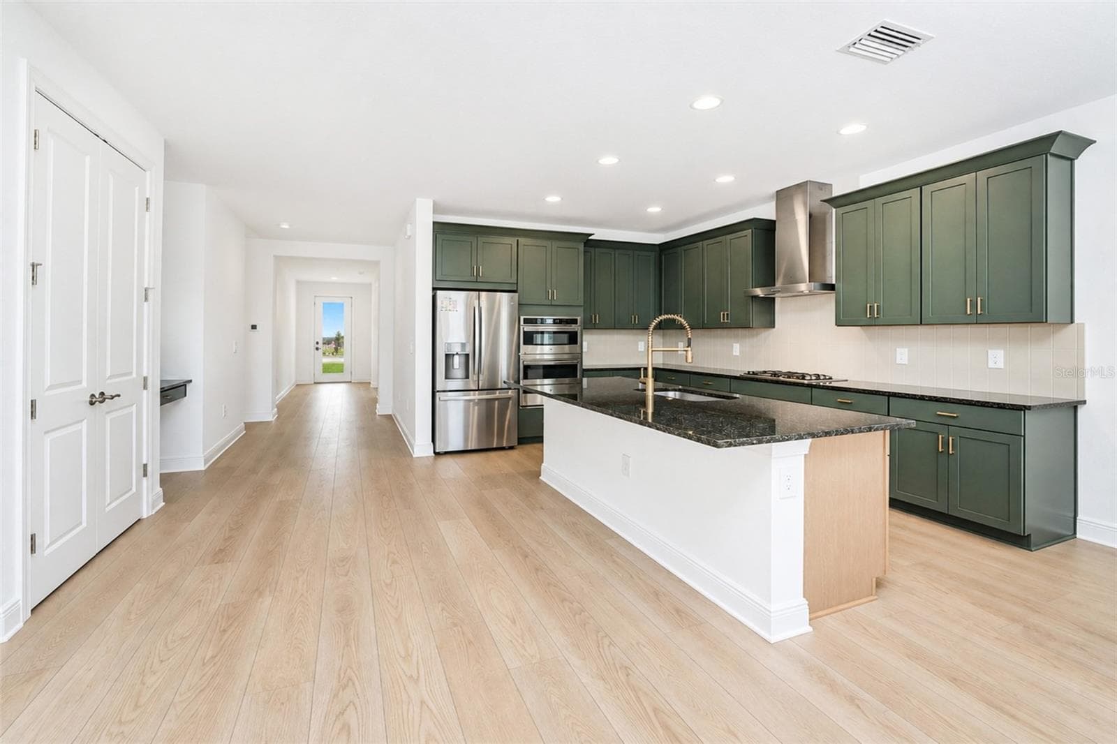 Single Family Residence at 237 VISTERA BLVD, NOKOMIS, photo 12 of 75
