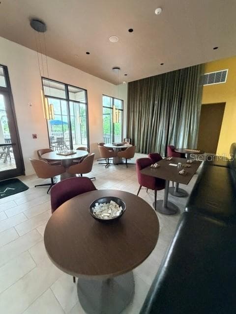 Welcoming gathering space for community events, including paint nights, game nights and other resident activities. - 237 VISTERA BLVD, NOKOMIS