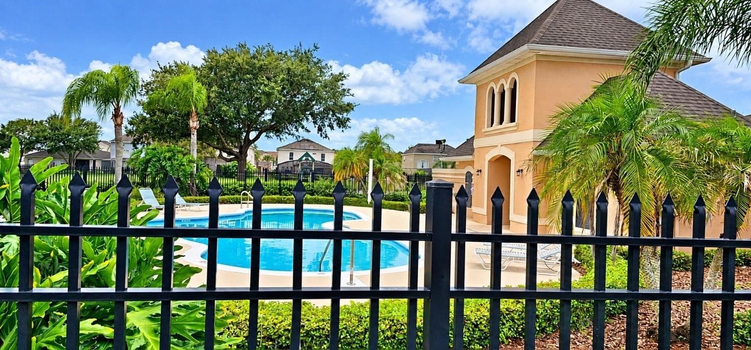 Single Family Residence at 13443 MEADOW BAY LOOP, ORLANDO, photo 6 of 7