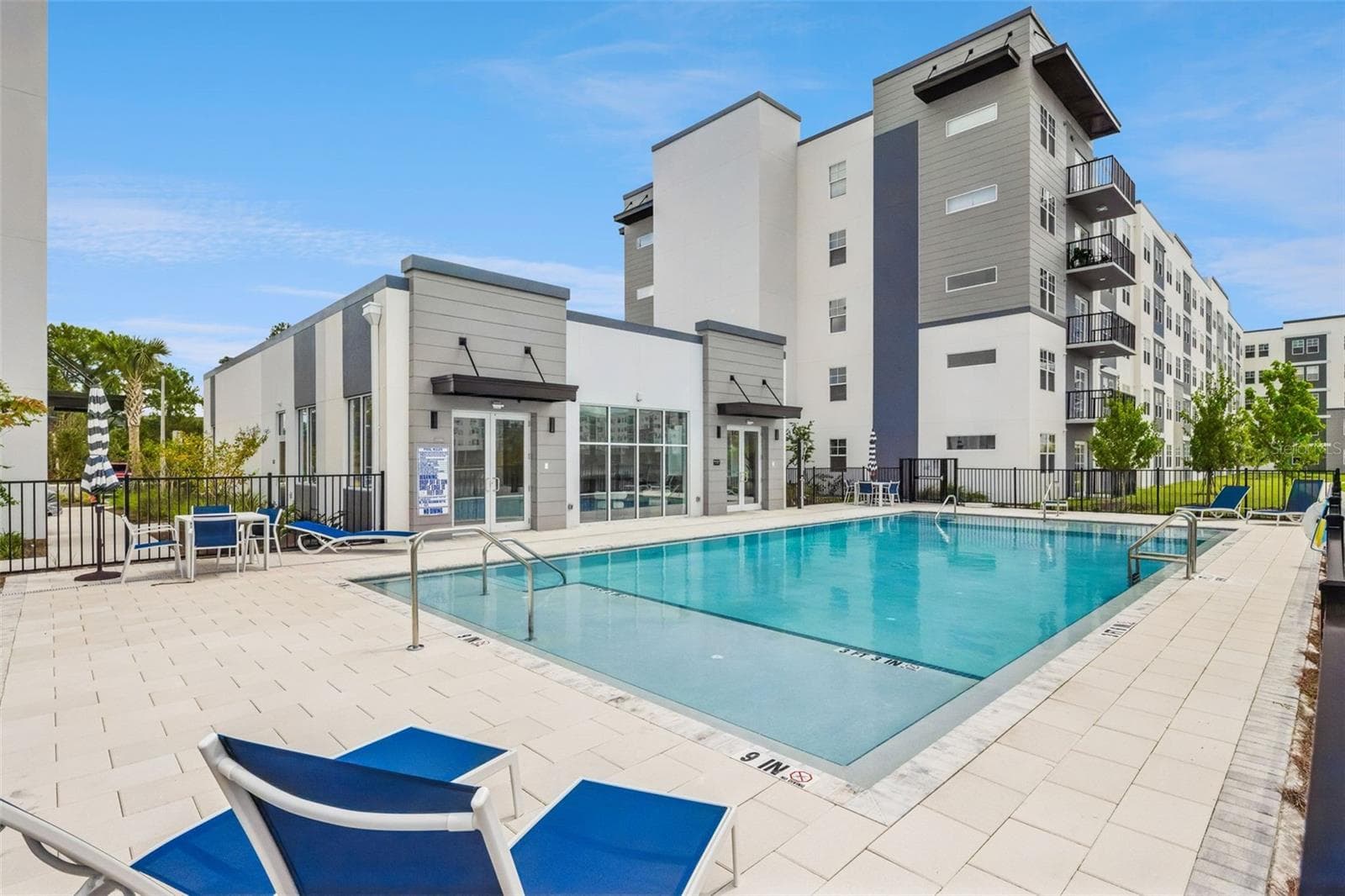 Community pool - 5587 MILLENIA PARK BLVD #203, ORLANDO