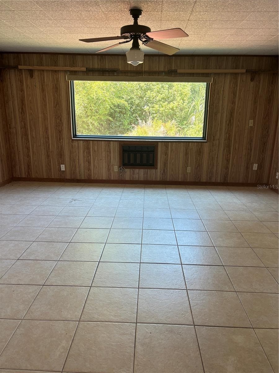 Single Family Residence at 3415 MARY LN, MOUNT DORA, photo 7 of 20