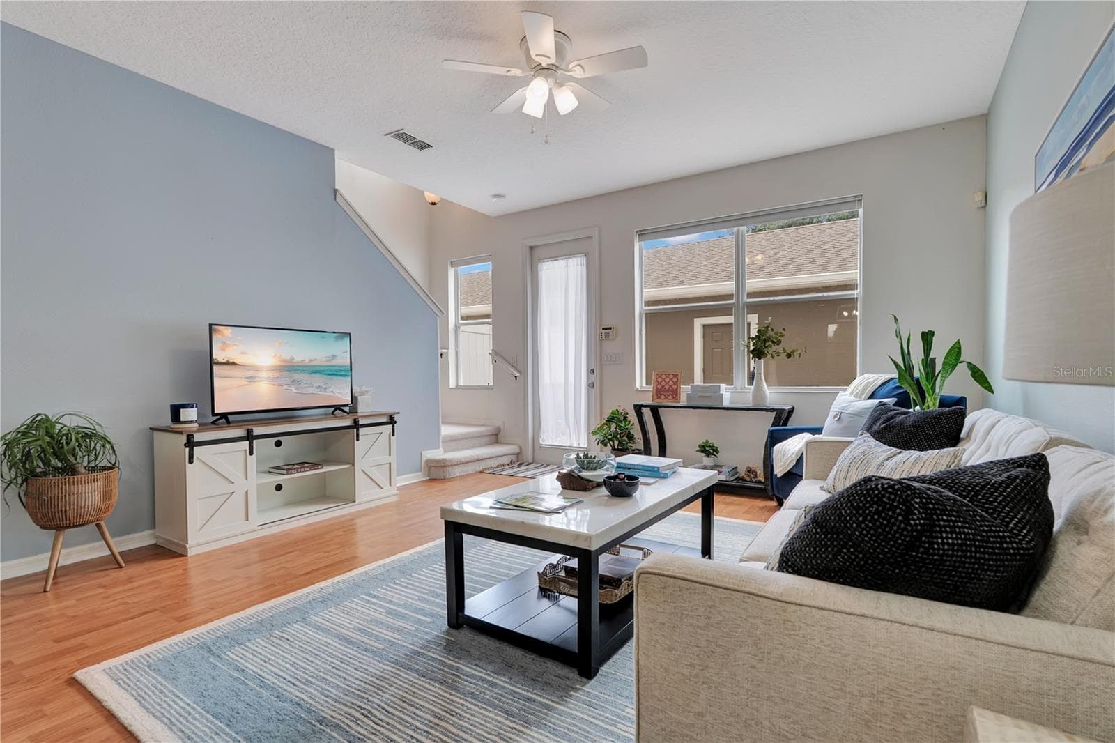 Family room - 14169 AVENUE OF THE GRVS, WINTER GARDEN