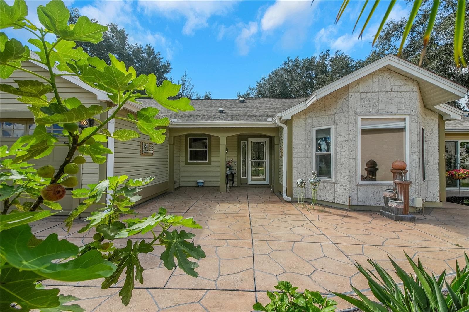 Single Family Residence at 1524 CERVANTES PL, THE VILLAGES, photo 10 of 77