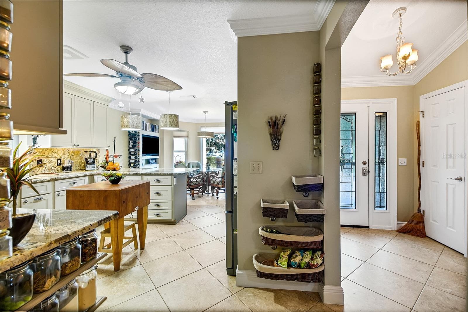 Single Family Residence at 1524 CERVANTES PL, THE VILLAGES, photo 13 of 77