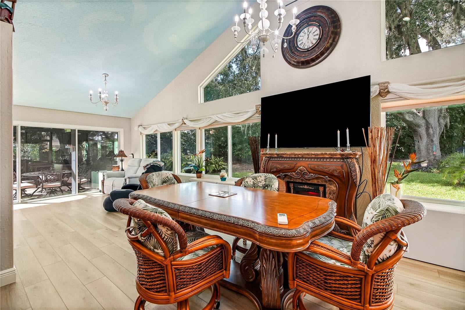 Single Family Residence at 1524 CERVANTES PL, THE VILLAGES, photo 37 of 77