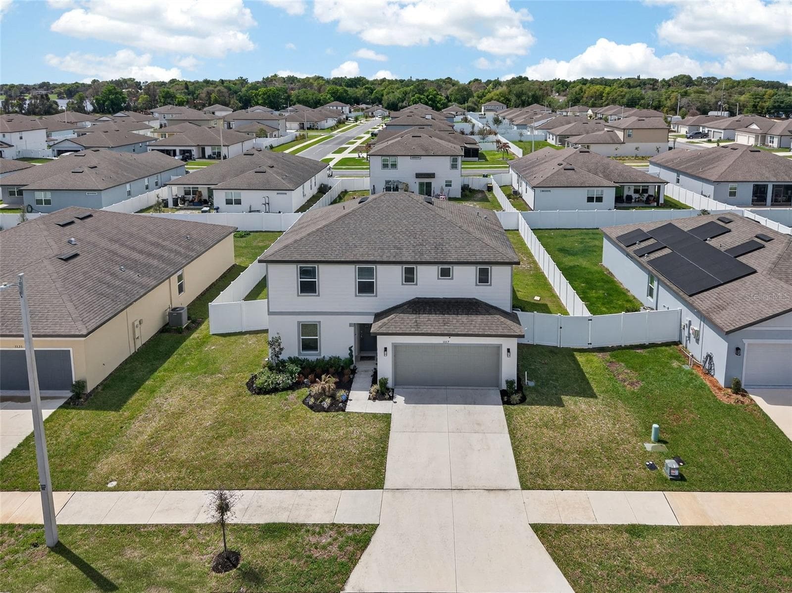 1117 MICHELANGELO LN