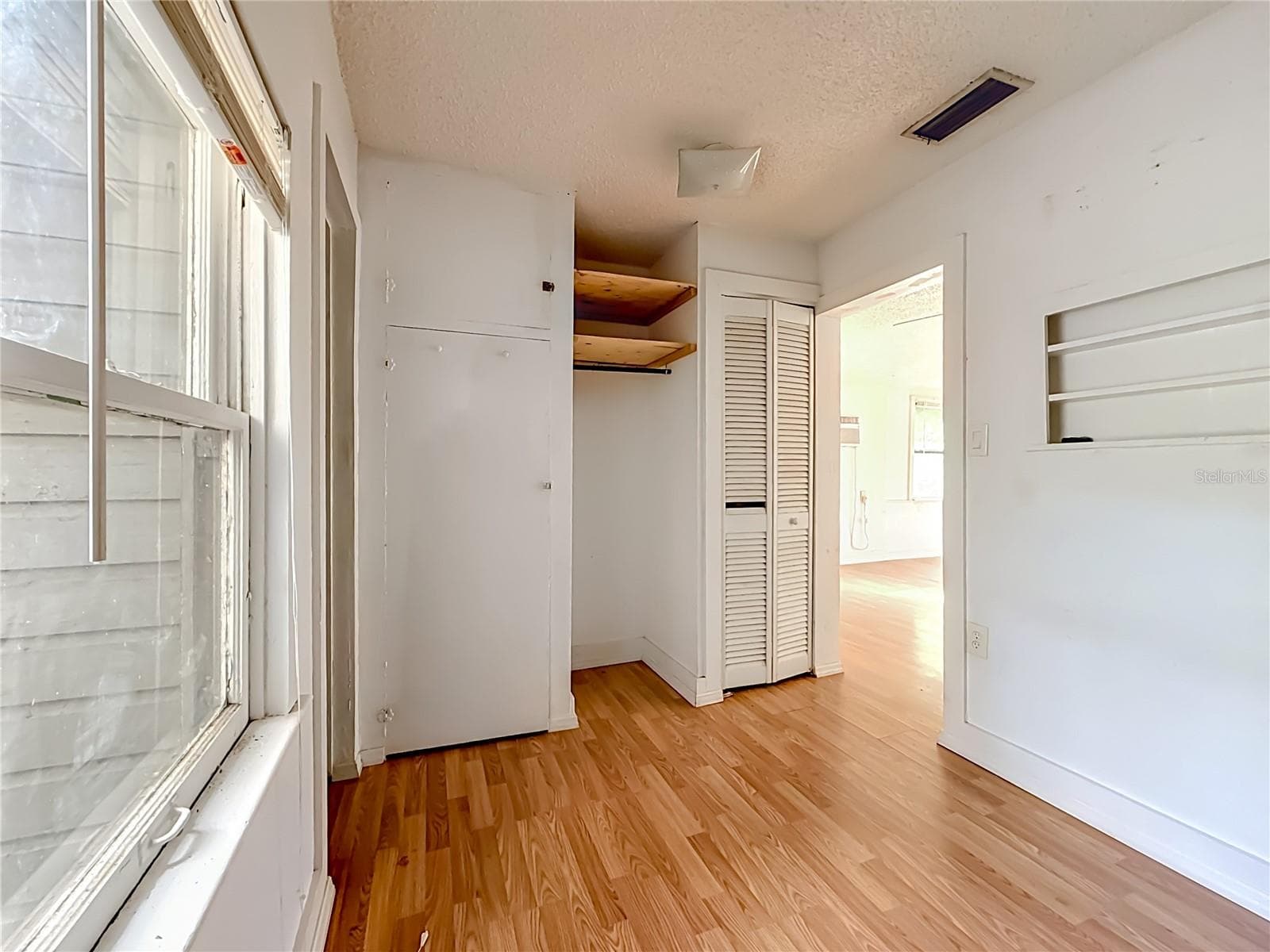 Single Family Residence at 4519 HAINES RD N, ST PETERSBURG, photo 13 of 45