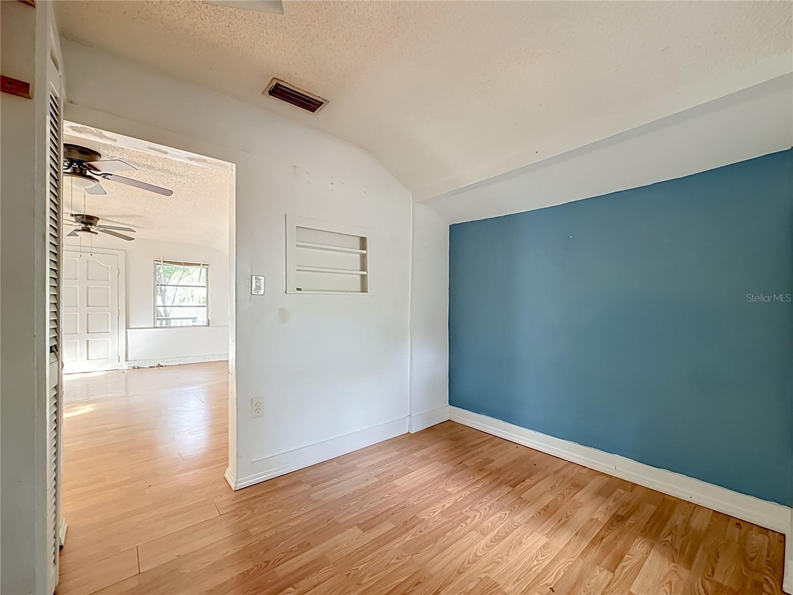 Single Family Residence at 4519 HAINES RD N, ST PETERSBURG, photo 14 of 45