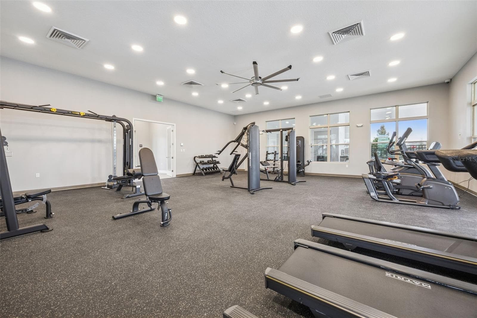 Single Family Residence at 11935 SHINE VIEW LN, WINTER GARDEN, photo 32 of 61