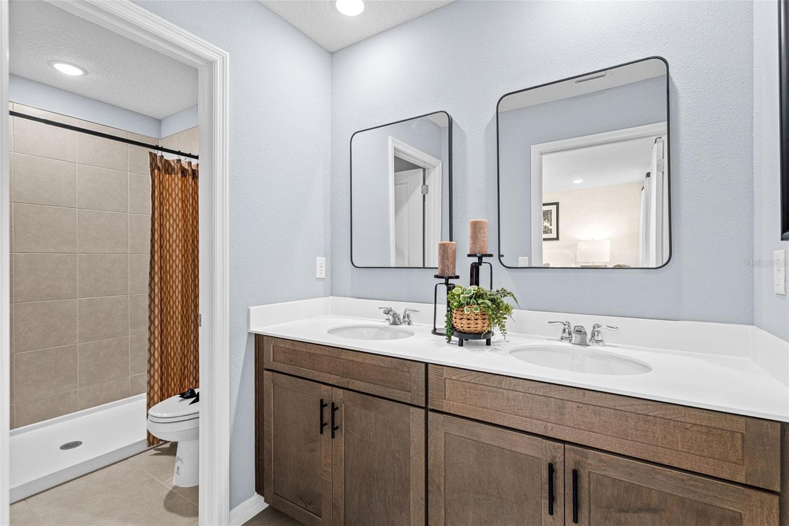 Townhouse at 701 FLORIDA ELM CT, DELAND, photo 13 of 21