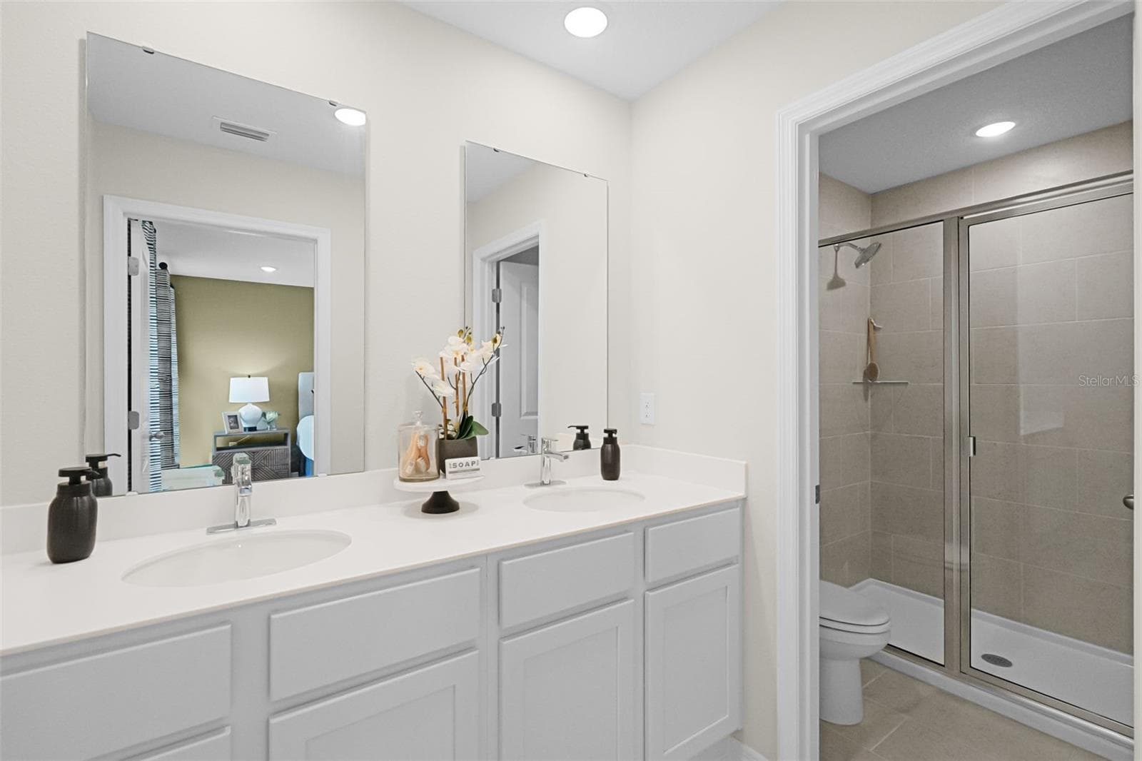 Townhouse at 689 FLORIDA ELM CT, DELAND, photo 13 of 21