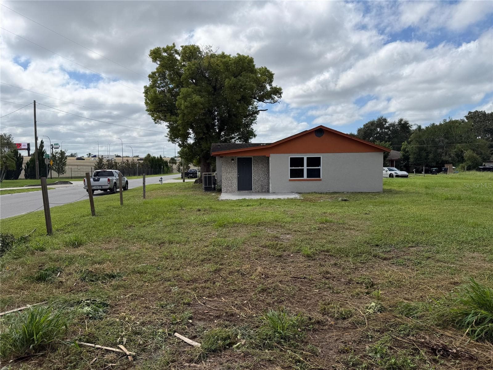 Single Family Residence at 701 23RD ST, ORLANDO, photo 3 of 13