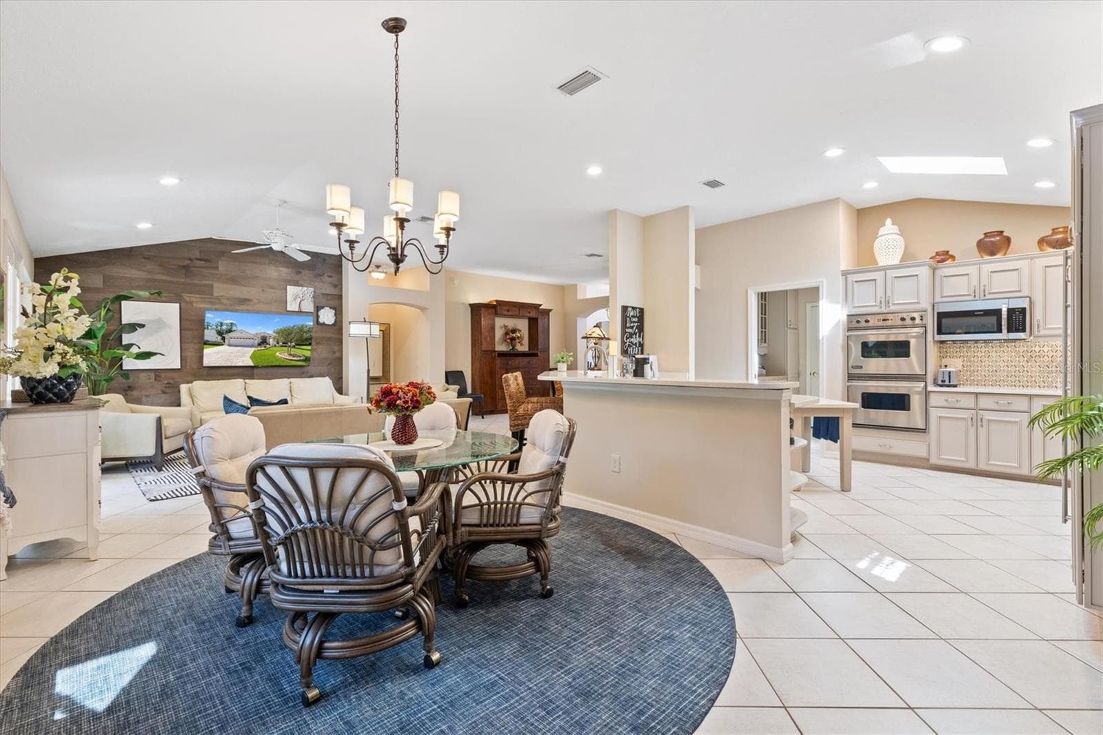 Dinette - 1302 LA ESTRELLITA WAY, THE VILLAGES