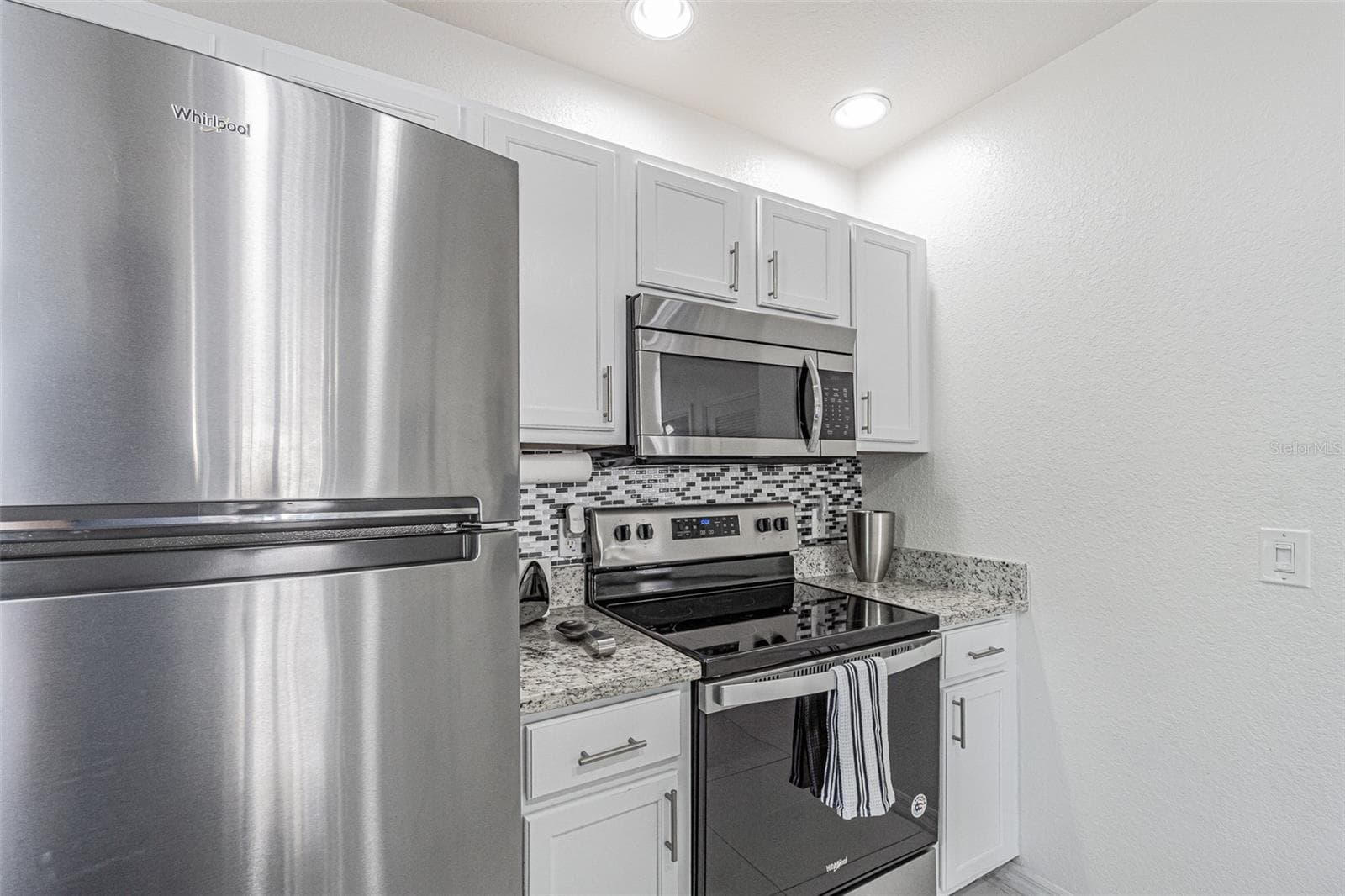 Townhouse at 4001 SANTA MARIA DR #107, KISSIMMEE, photo 7 of 36