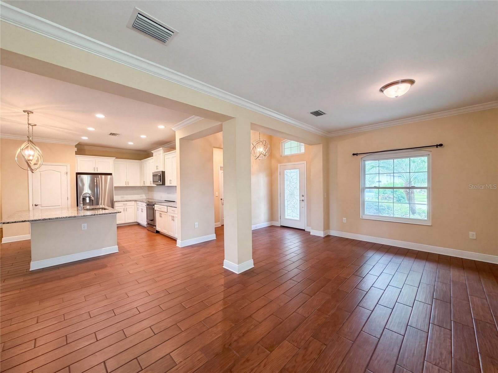Single Family Residence at 1121 THORNBURY DR, PARRISH, photo 7 of 22