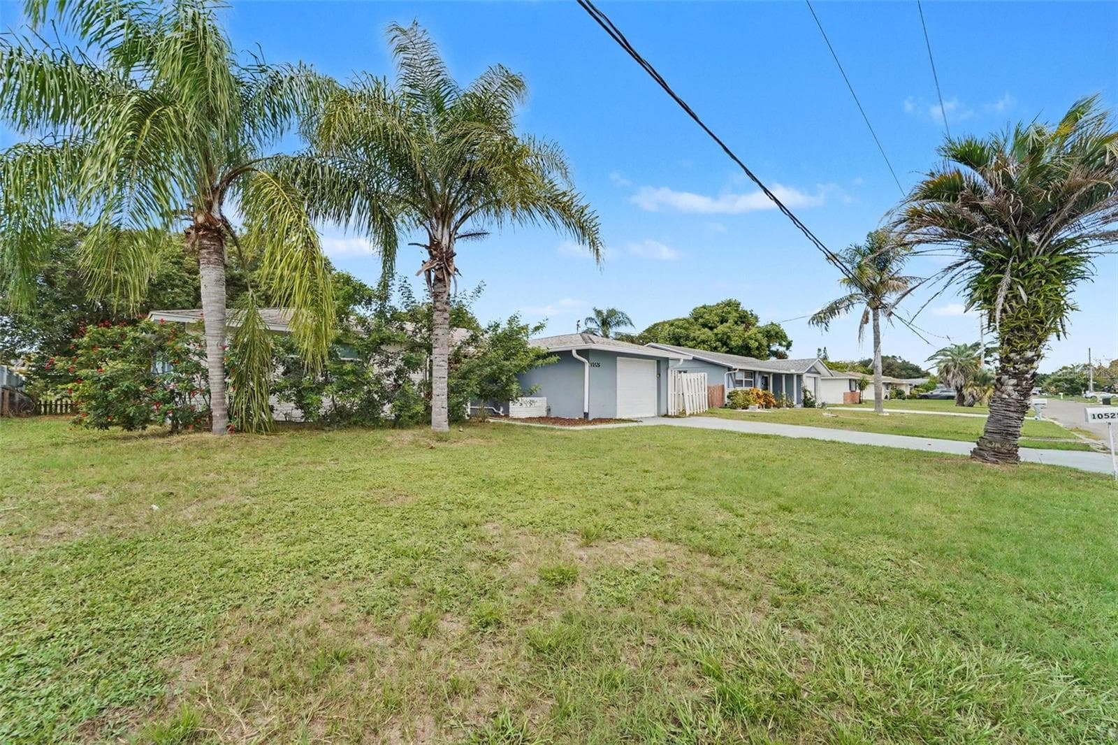 Single Family Residence at 10525 OLEANDER DR, PORT RICHEY, photo 17 of 20