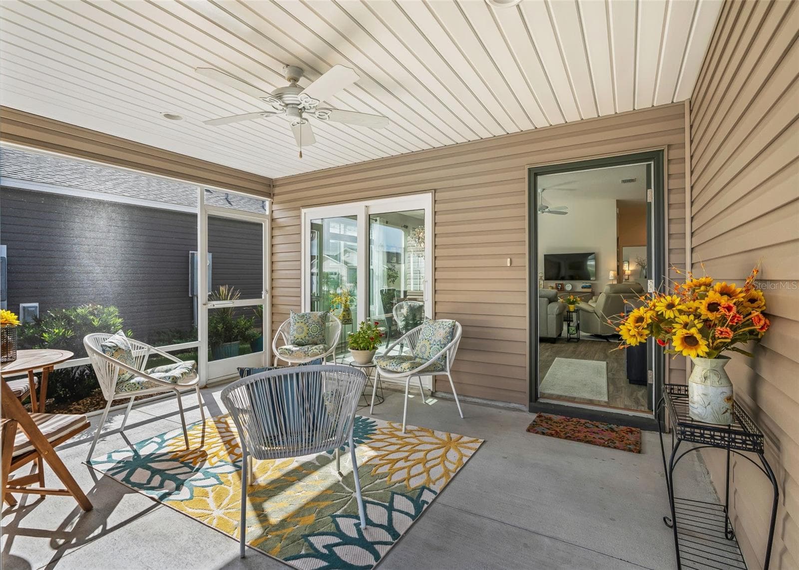 Villa at 560 KIMBERLY ST, THE VILLAGES, photo 4 of 46