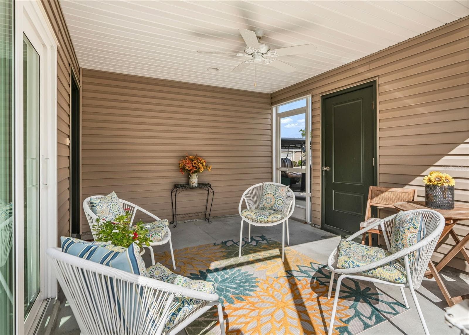 Villa at 560 KIMBERLY ST, THE VILLAGES, photo 6 of 46