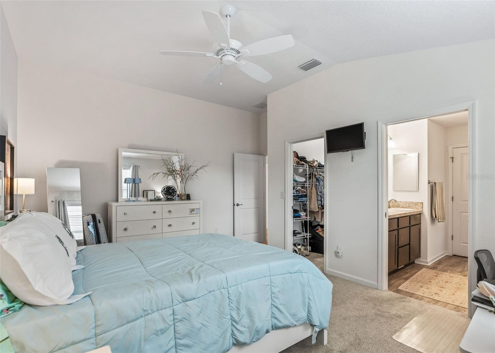 Villa at 560 KIMBERLY ST, THE VILLAGES, photo 24 of 46