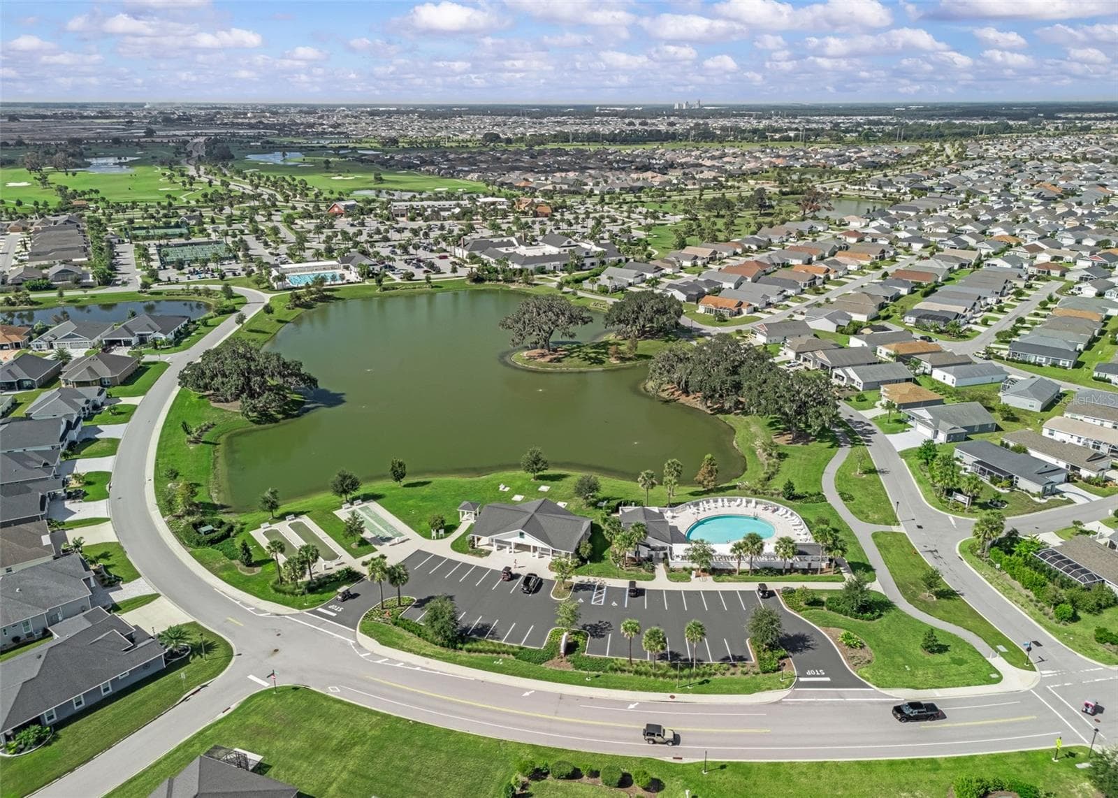 Villa at 560 KIMBERLY ST, THE VILLAGES, photo 41 of 46