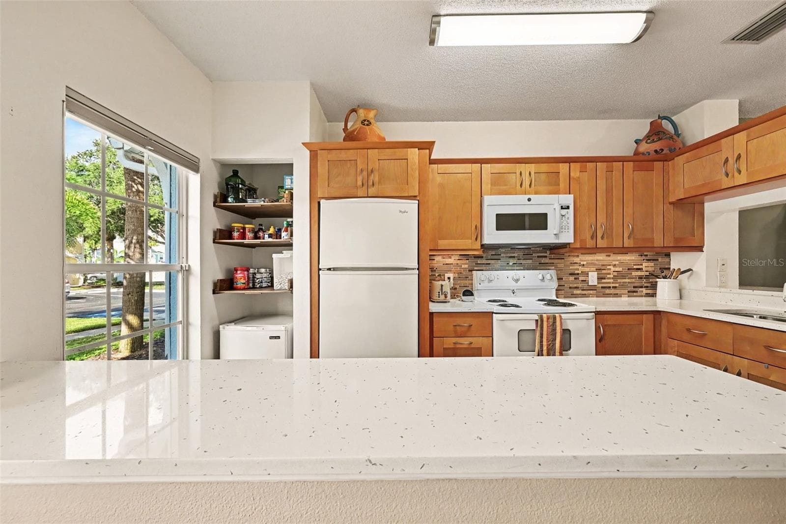 Townhouse at 4641 SABAL KEY DR, BRADENTON, photo 13 of 35