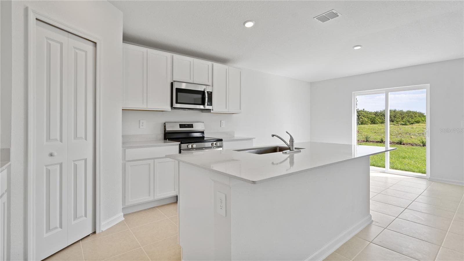 Single Family Residence at 1943 PINE MEADOWS GOLFCOURSE RD, EUSTIS, photo 6 of 22