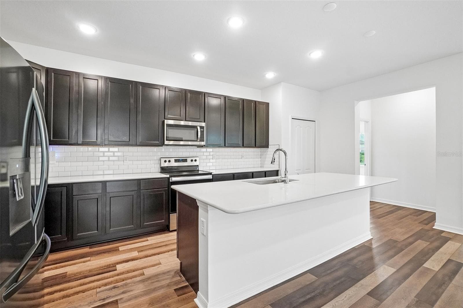 Single Family Residence at 11225 JUNE BRIAR LOOP, SAN ANTONIO, photo 7 of 51