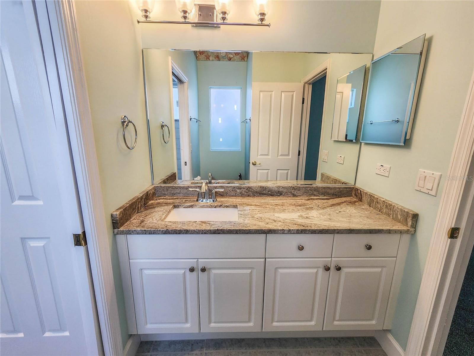 Single Family Residence at 23 PELICAN CT, PALM COAST, photo 26 of 82