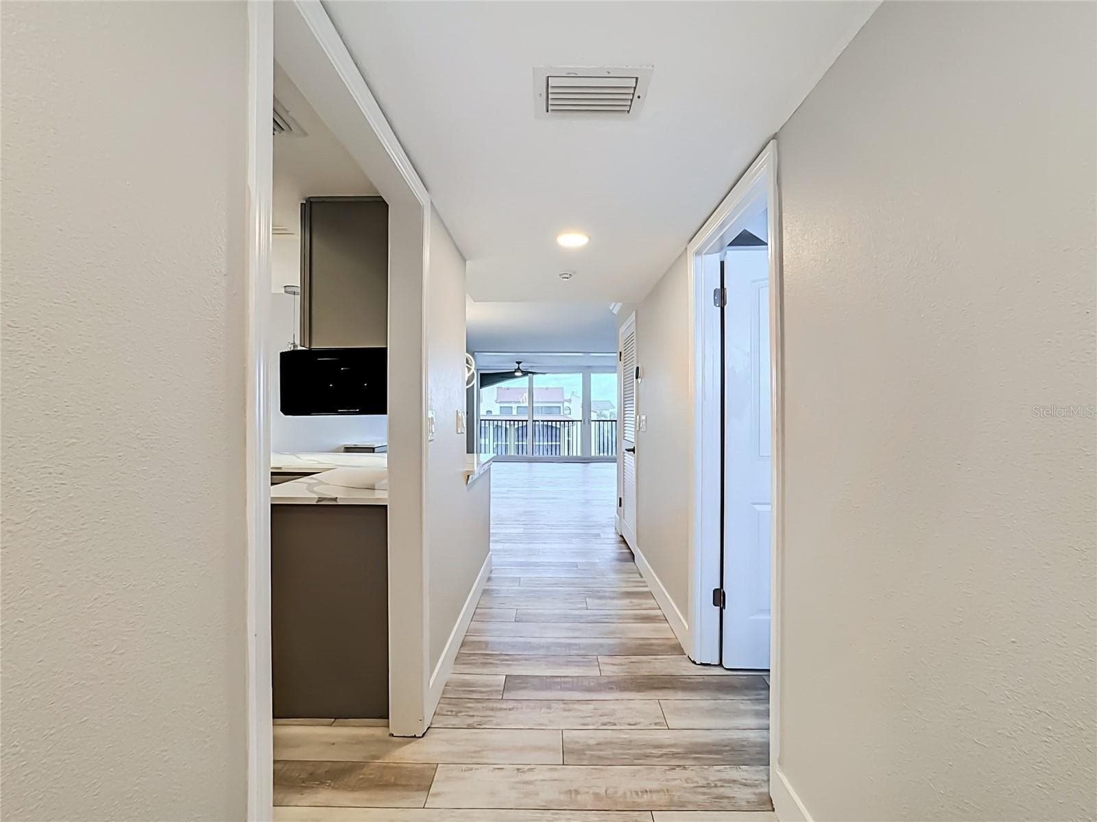 Condominium at 8750 MIDNIGHT PASS RD #501C, SARASOTA, photo 11 of 83