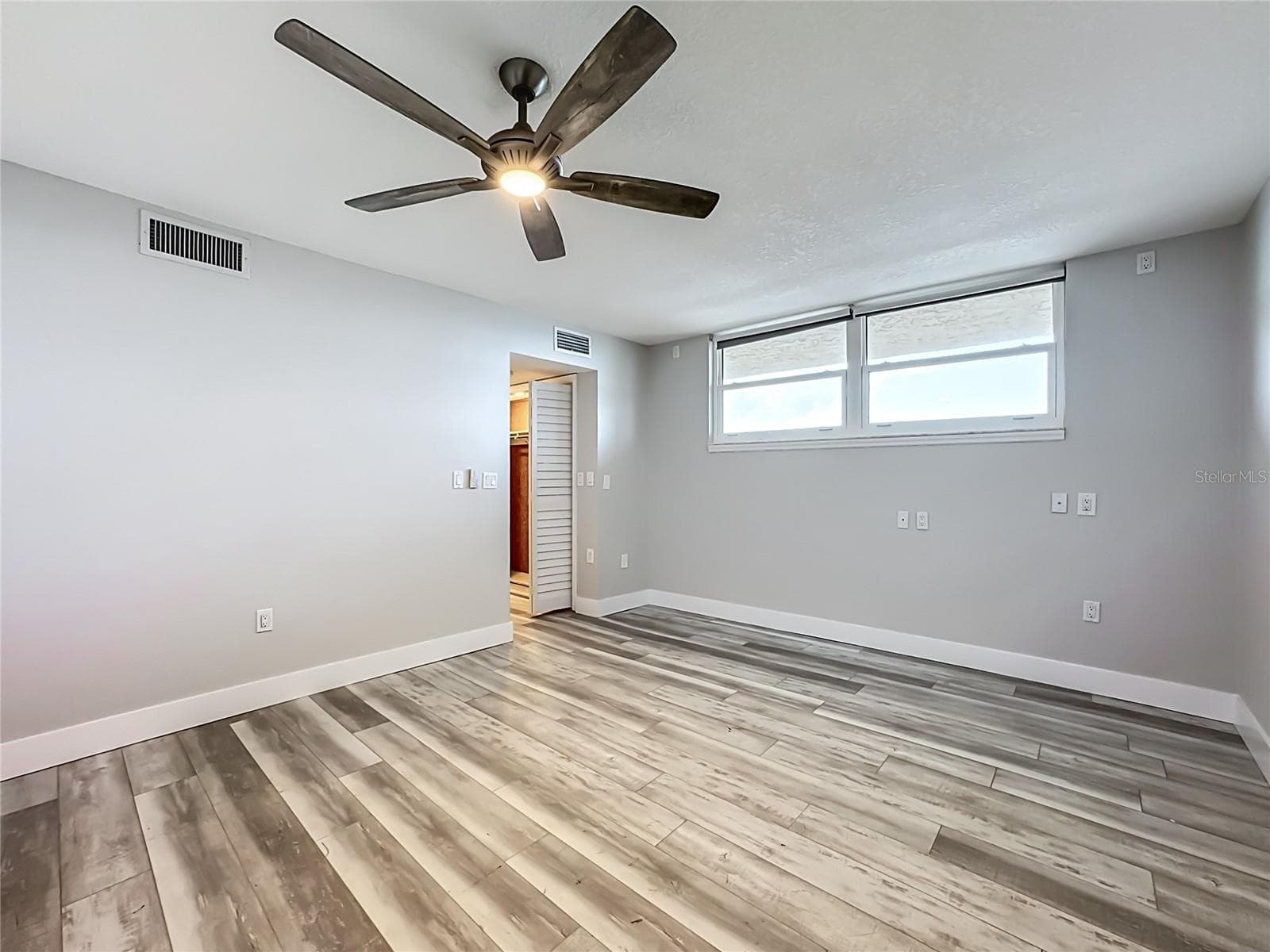 Condominium at 8750 MIDNIGHT PASS RD #501C, SARASOTA, photo 23 of 83