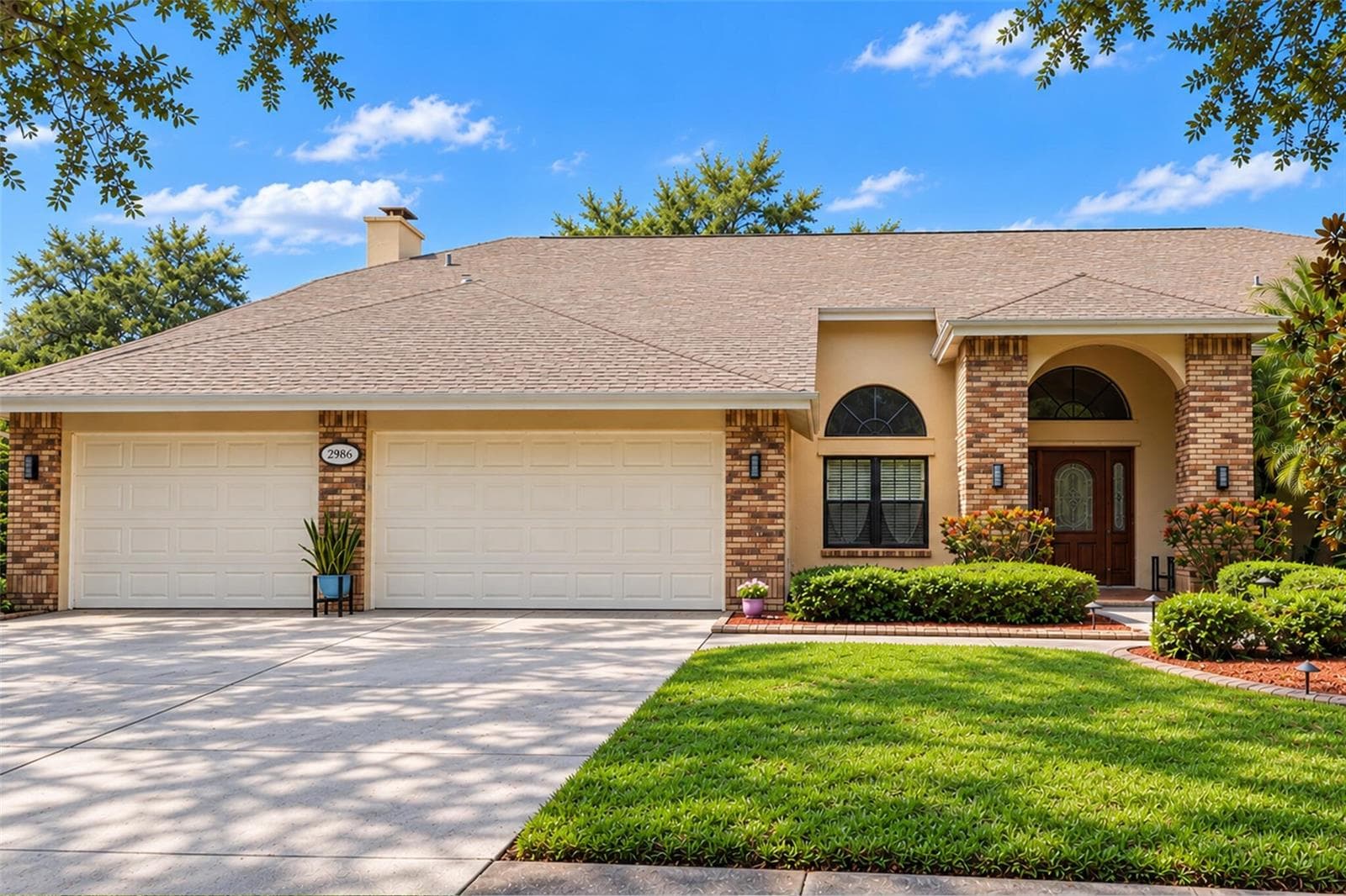 Single Family Residence at 2986 CIELO CIR N, CLEARWATER, photo 2 of 44