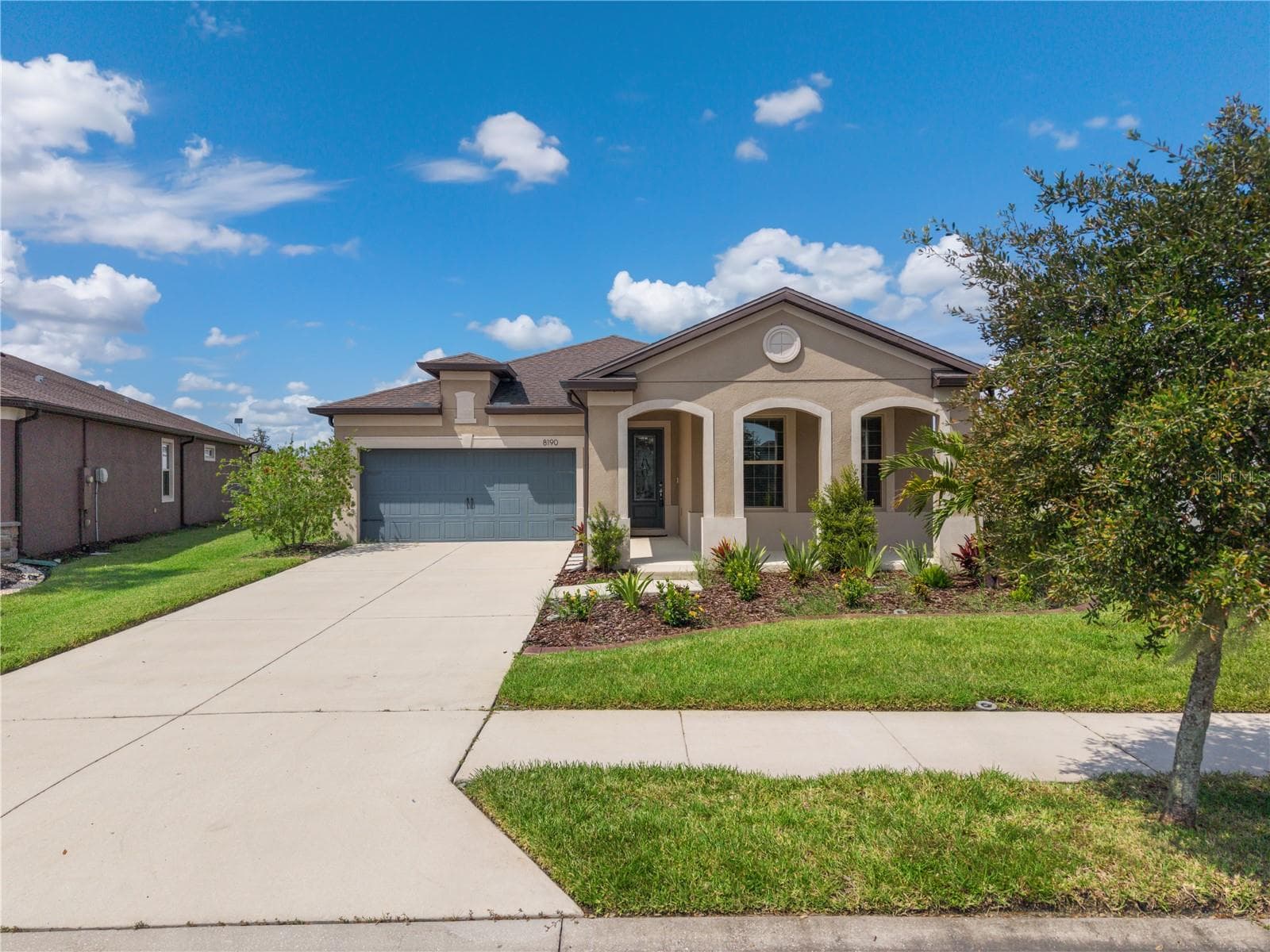 Single Family Residence at 8190 OLIVE BROOK DR, WESLEY CHAPEL, photo 5 of 56