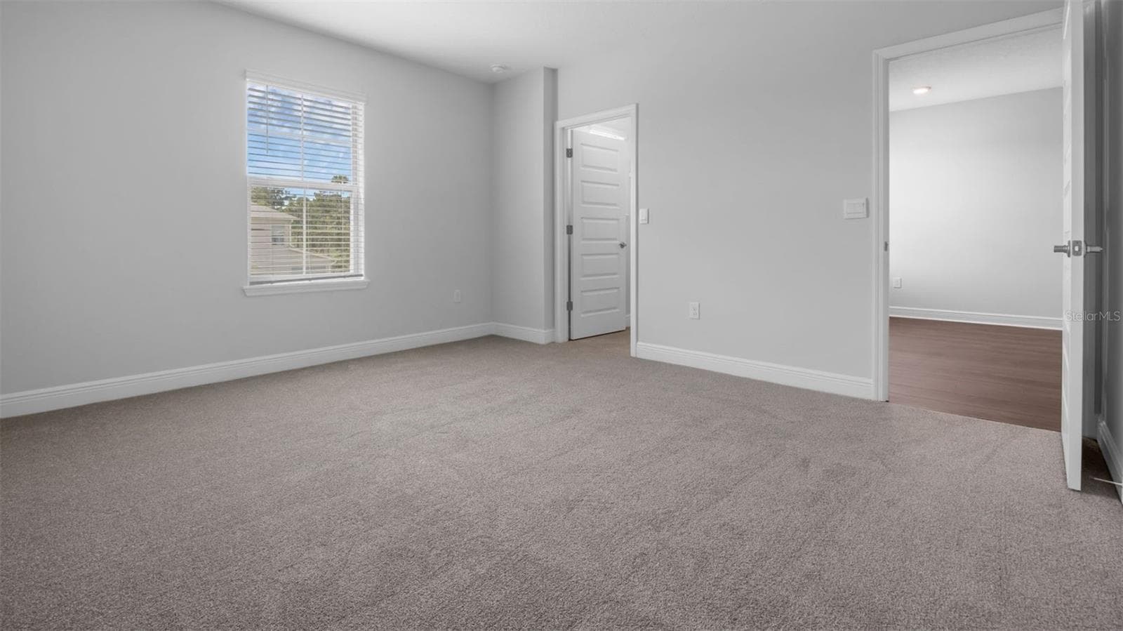 Single Family Residence at 11839 SHINE VIEW LN, WINTER GARDEN, photo 13 of 59