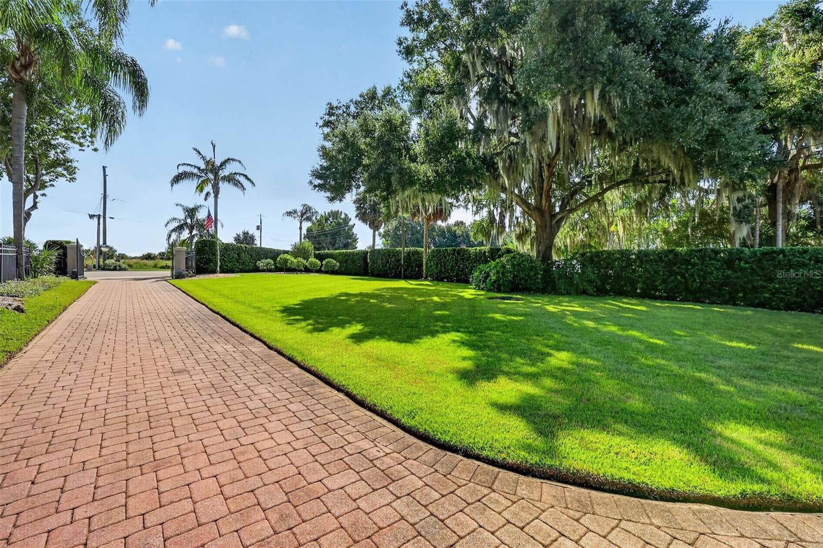 Paver Driveway - 5476 TRIMBLE PARK RD, MOUNT DORA