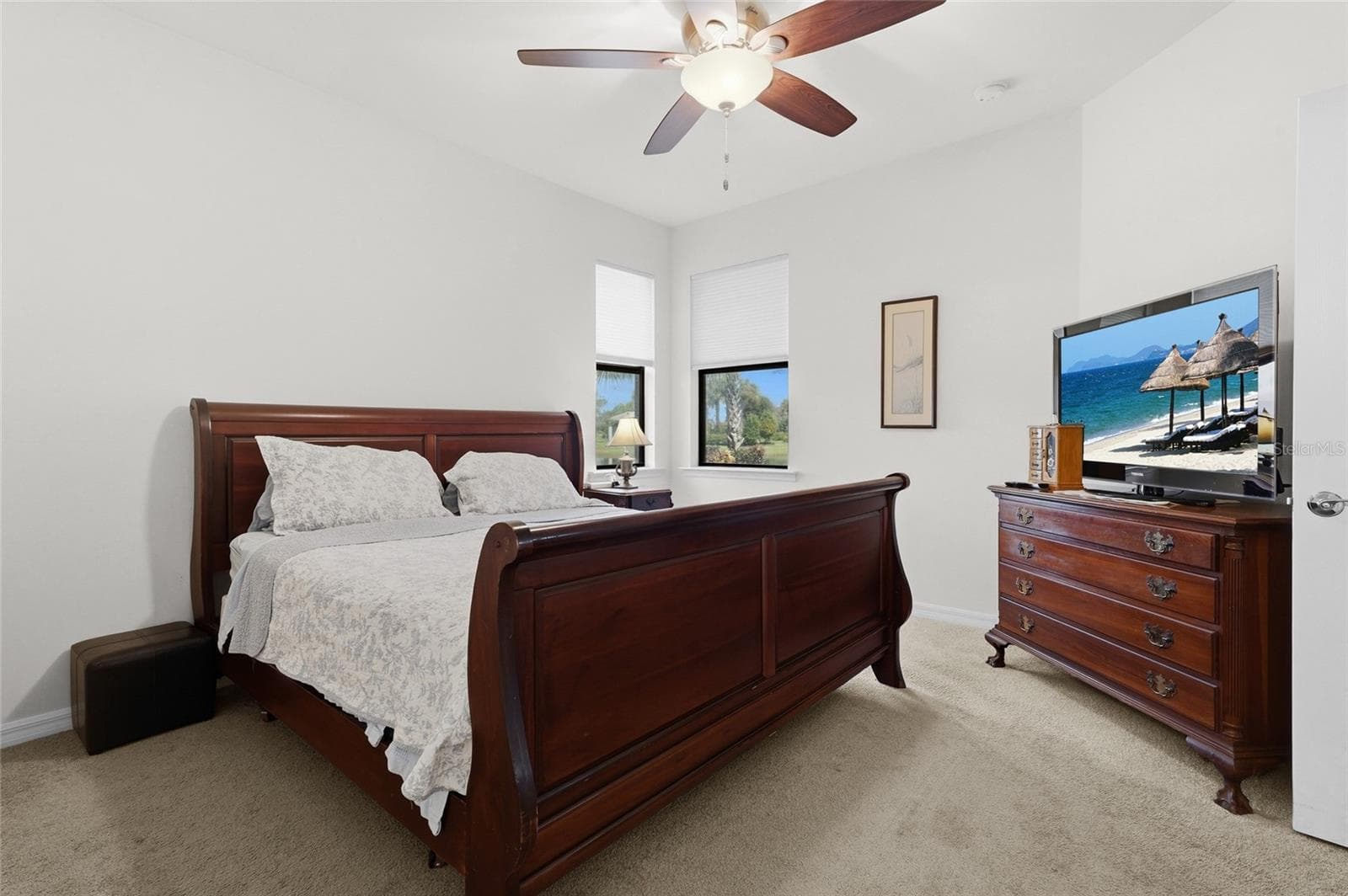 Single Family Residence at 19241 SERAFINA ST, VENICE, photo 9 of 72