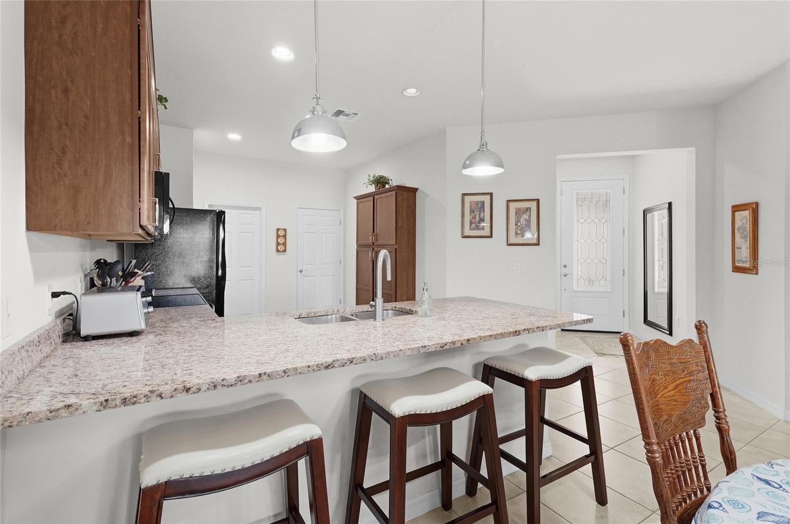 Single Family Residence at 19241 SERAFINA ST, VENICE, photo 22 of 72