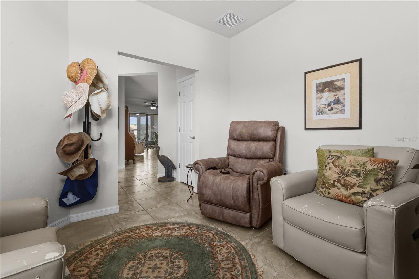 Single Family Residence at 19241 SERAFINA ST, VENICE, photo 29 of 72