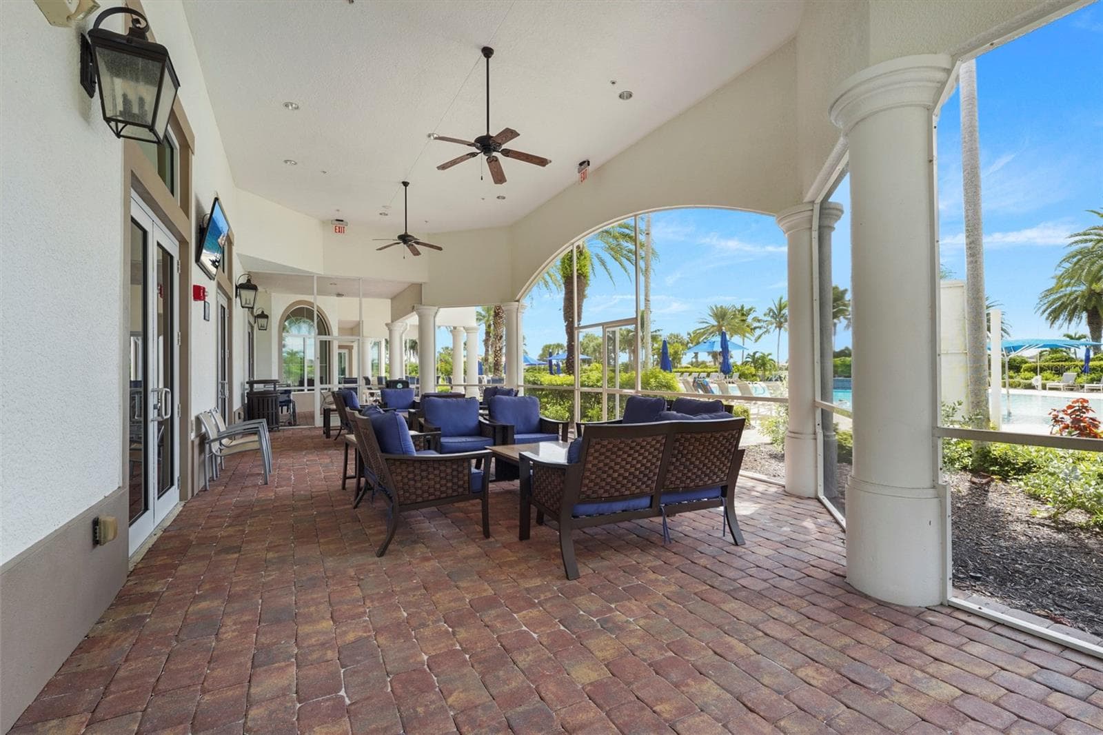 Single Family Residence at 19241 SERAFINA ST, VENICE, photo 52 of 72